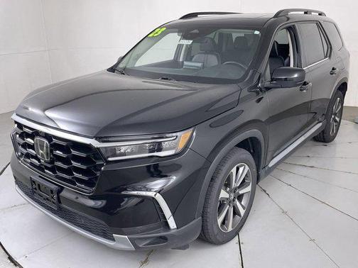 2023 Honda Pilot AWD Elite