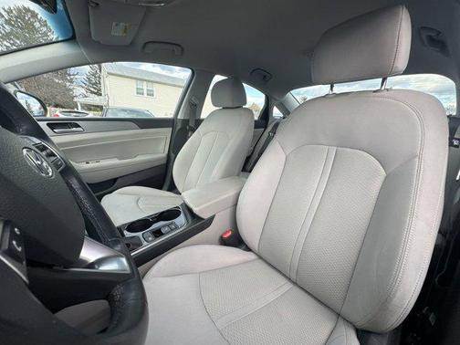 2018 Hyundai SONATA SEL