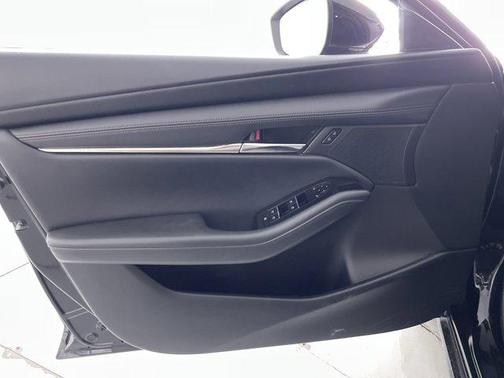 2023 Mazda Mazda3 FWD w/Preferred Package