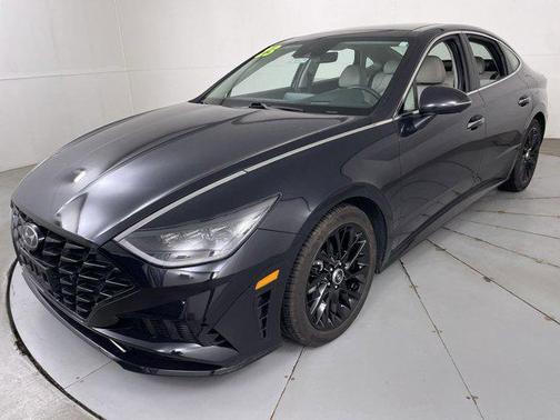 2023 Hyundai SONATA Limited