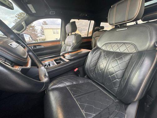 2022 Jeep Grand Wagoneer Series III 4x4