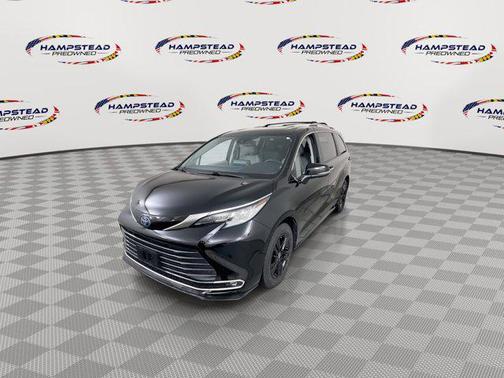 2022 Toyota Sienna Limited