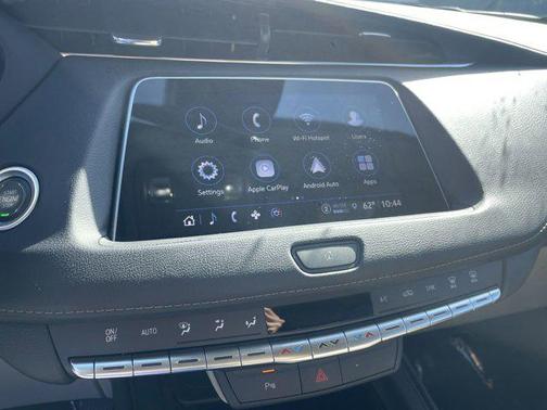 2022 Cadillac XT4 Luxury