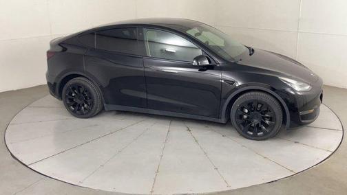 2022 Tesla Model Y Long Range Dual Motor All-Wheel Drive