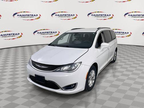 2018 Chrysler Pacifica Touring-L
