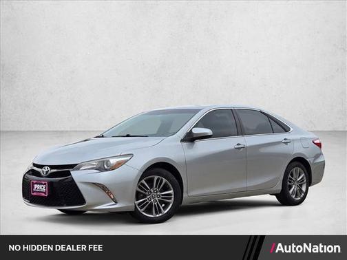 Celestial Silver Metallic 2015 Toyota Camry SE