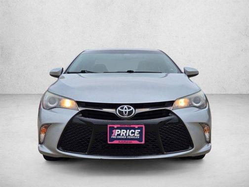 Celestial Silver Metallic 2015 Toyota Camry SE