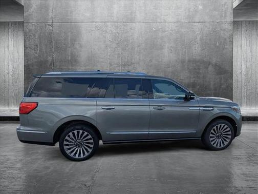 2019 Lincoln Navigator L Reserve
