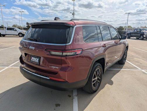 2023 Jeep Grand Cherokee L Laredo