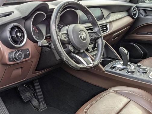2020 Alfa Romeo Stelvio Sport