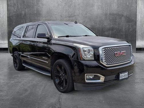 2017 GMC Yukon XL Denali