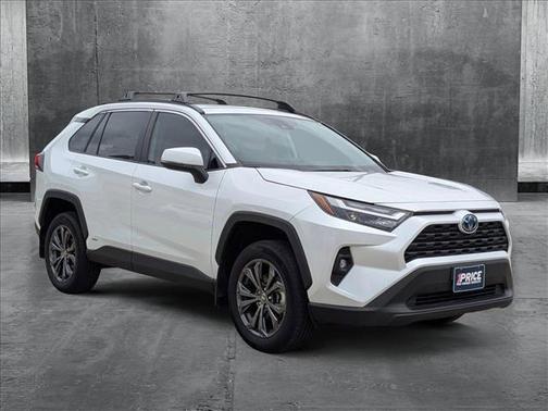 2023 Toyota RAV4 Hybrid XLE Premium