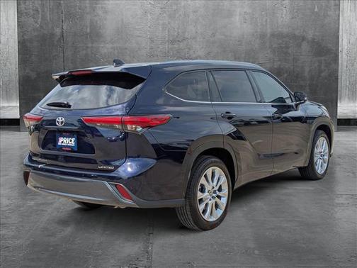 2023 Toyota Highlander Limited