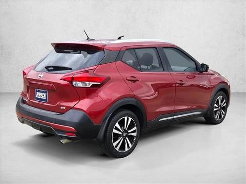 2019 Nissan Kicks SR