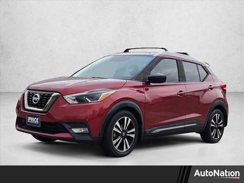 2019 Nissan Kicks SR