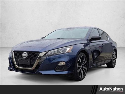 2020 Nissan Altima SR FWD