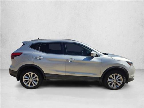 2018 Nissan Rogue Sport SV