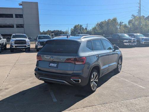 2023 Volkswagen Taos 1.5T SE