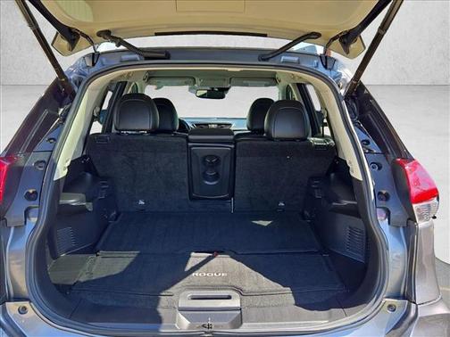 Gun Metallic 2019 Nissan Rogue SL