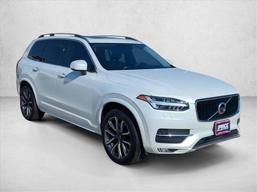 2019 Volvo XC90 T6 Momentum