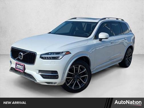 2019 Volvo XC90 T6 Momentum