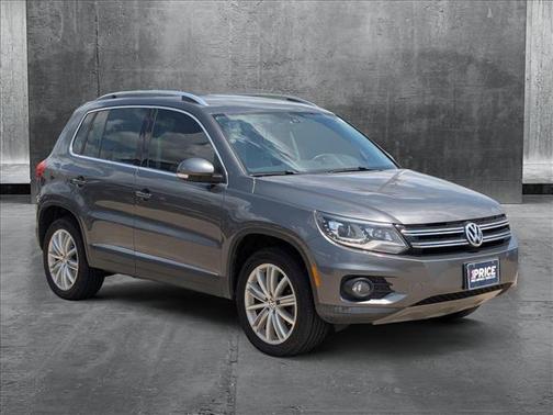 2016 Volkswagen Tiguan SE