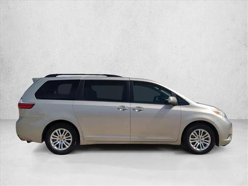 2015 Toyota Sienna XLE Premium