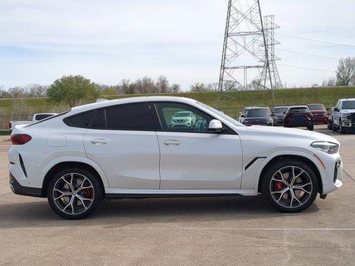 2021 BMW X6 xDrive40i