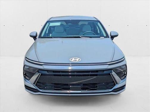 2024 Hyundai SONATA Hybrid SE