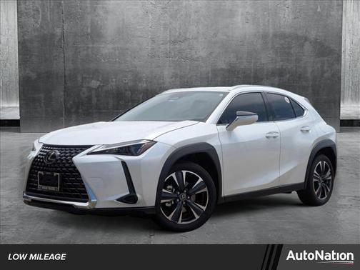 2025 Lexus UX 300h Base