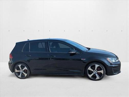 2017 Volkswagen Golf GTI 2.0T S 4-Door