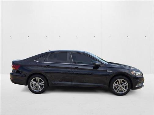 2019 Volkswagen Jetta 1.4T R-Line