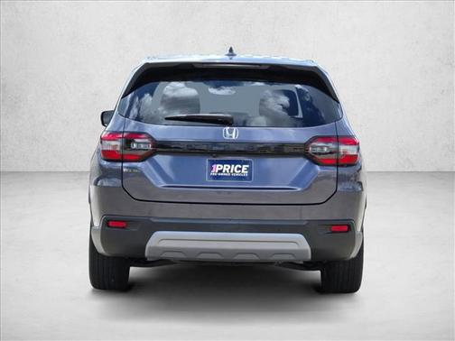 Lunar Silver Metallic 2023 Honda Pilot 2WD EX-L 8 Passenger