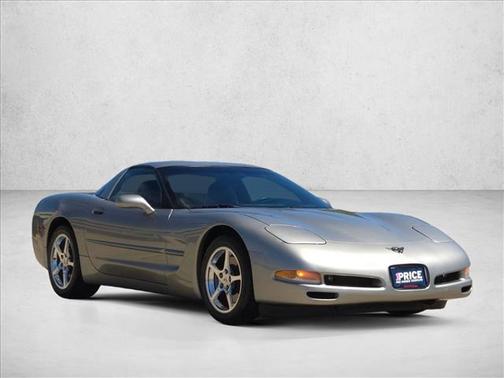 Light Pewter Metallic 2000 Chevrolet Corvette Base