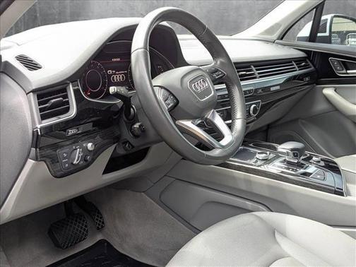2019 Audi Q7 55 Prestige