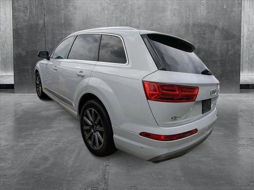 2019 Audi Q7 55 Prestige