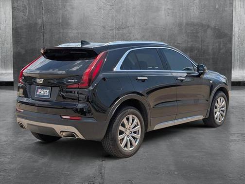 2021 Cadillac XT4 Premium Luxury