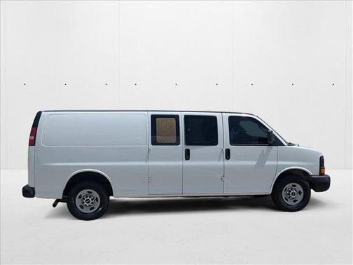 2016 GMC Savana 2500 Work Van