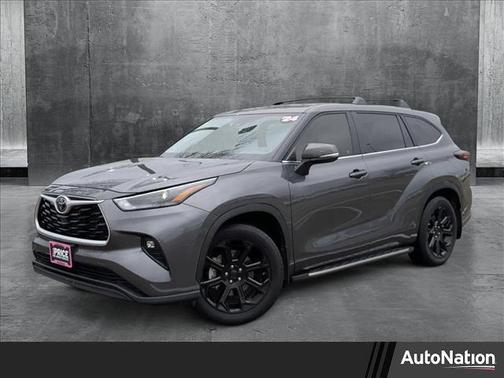 2024 Toyota Highlander LE