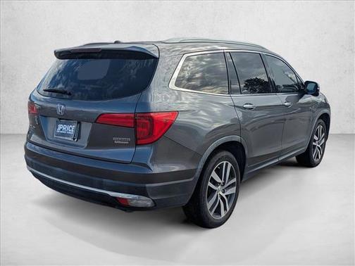 2018 Honda Pilot Touring