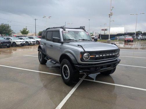 2023 Ford Bronco Black Diamond