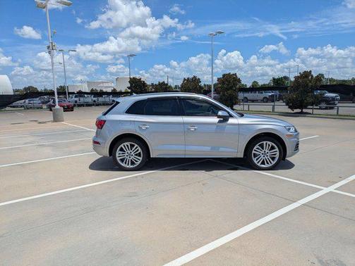 2019 Audi Q5 2.0T Premium Plus