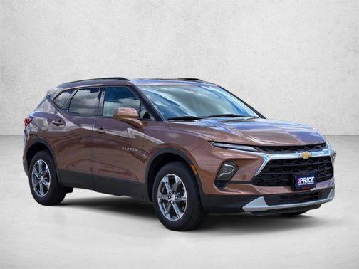 Copper Bronze Metallic 2023 Chevrolet Blazer 2LT