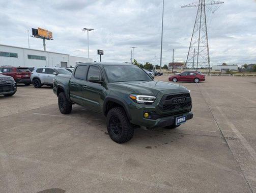2022 Toyota Tacoma TRD Off Road