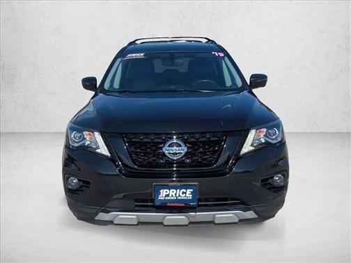 2019 Nissan Pathfinder SL