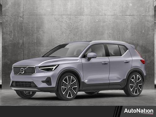 2023 Volvo XC40 B4 Core