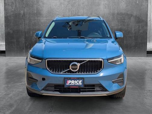 2023 Volvo XC40 B4 Core