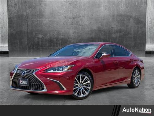 2020 Lexus ES 300h Base