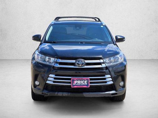 Midnight Black Metallic 2017 Toyota Highlander Limited