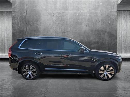 2022 Volvo XC90 T6 Inscription